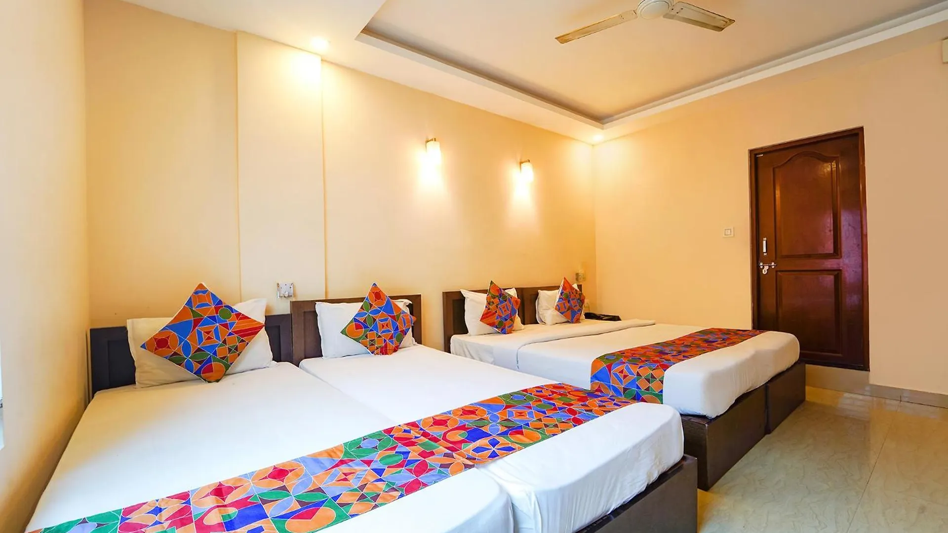 Zion Plaza Hotel Nedumbassery