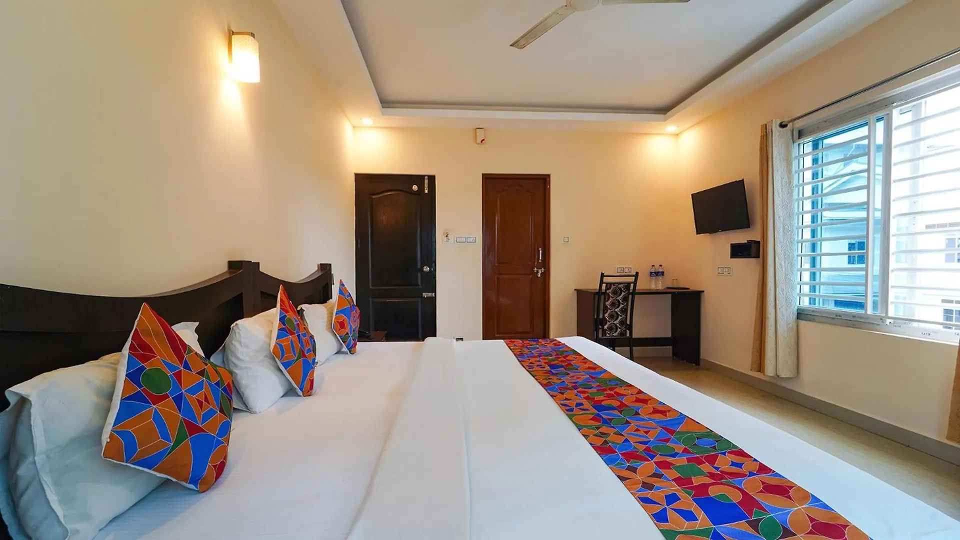 Zion Plaza Hotel Nedumbassery