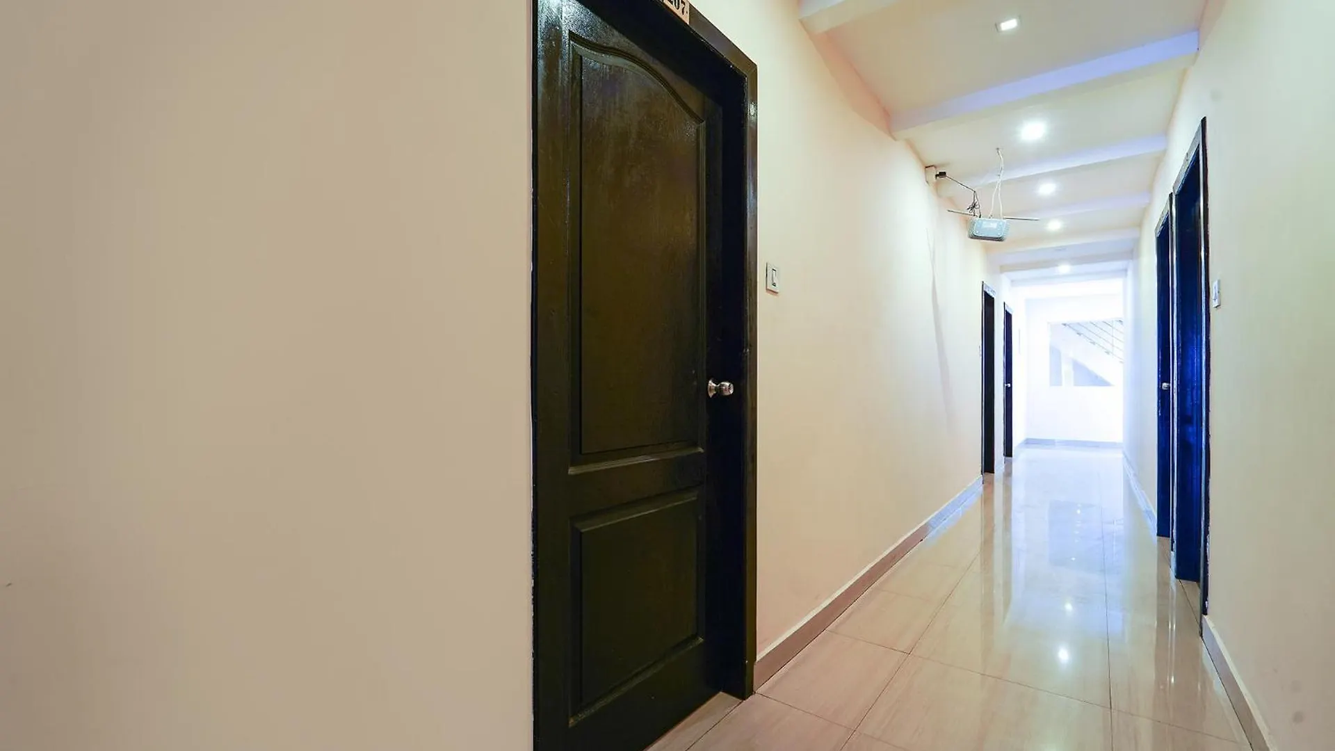 Zion Plaza Hotel Nedumbassery