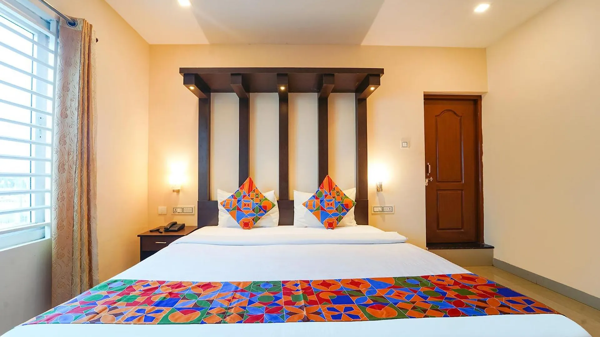Zion Plaza Hotel Nedumbassery